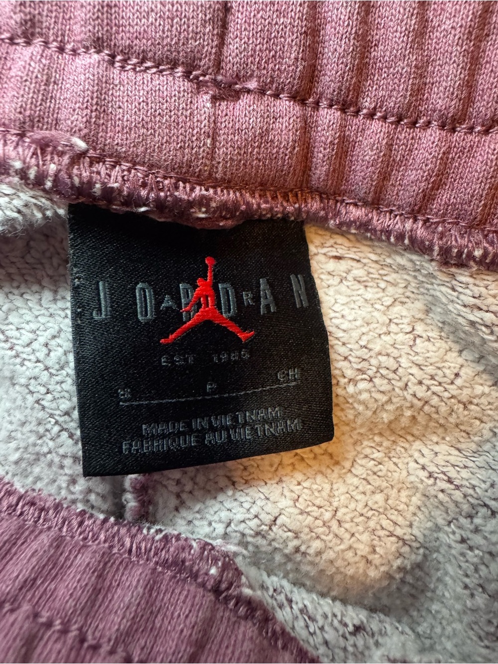 Jordan Women's Essentials Fleece Jogger Pants in a mauve - Picture 7 of 7